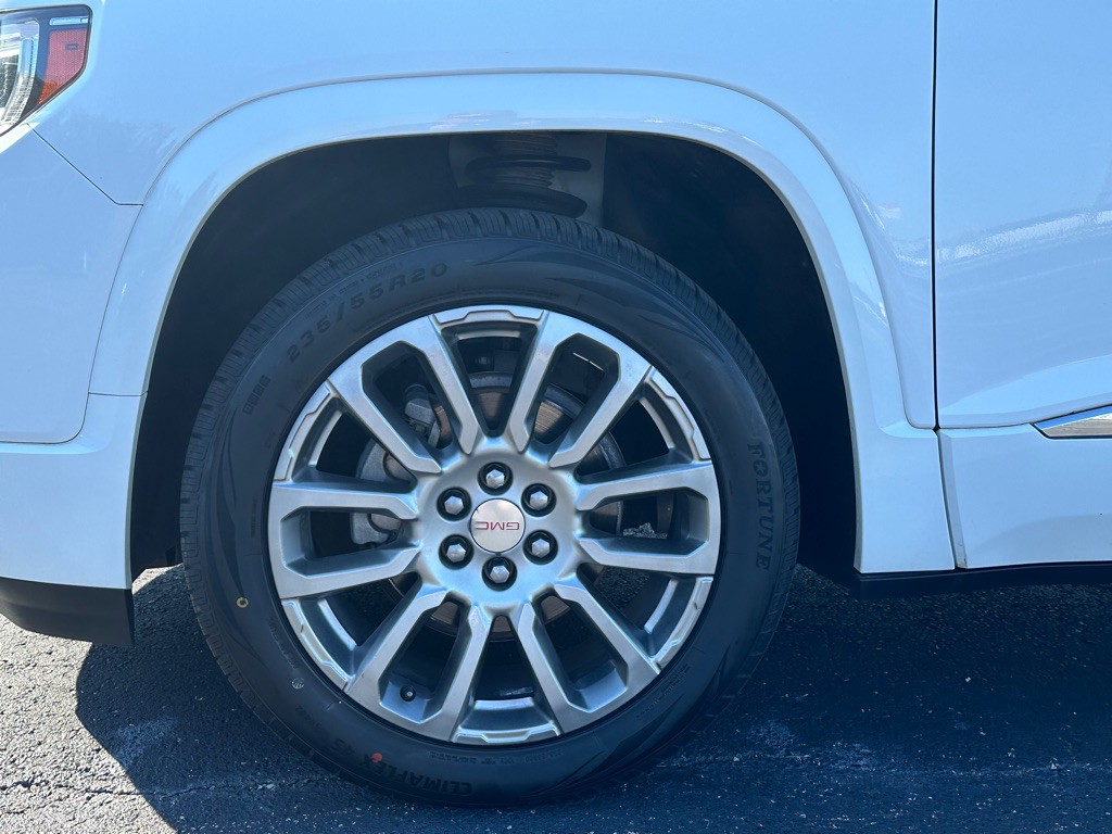 2020 GMC Acadia Image 5