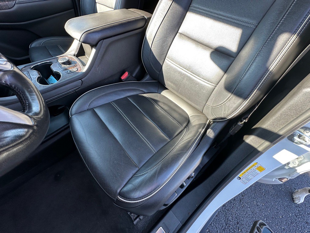 2020 GMC Acadia Image 19