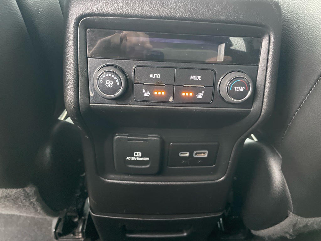 2020 GMC Acadia Image 30