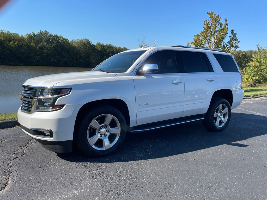 2020 Chevrolet Tahoe Image 2