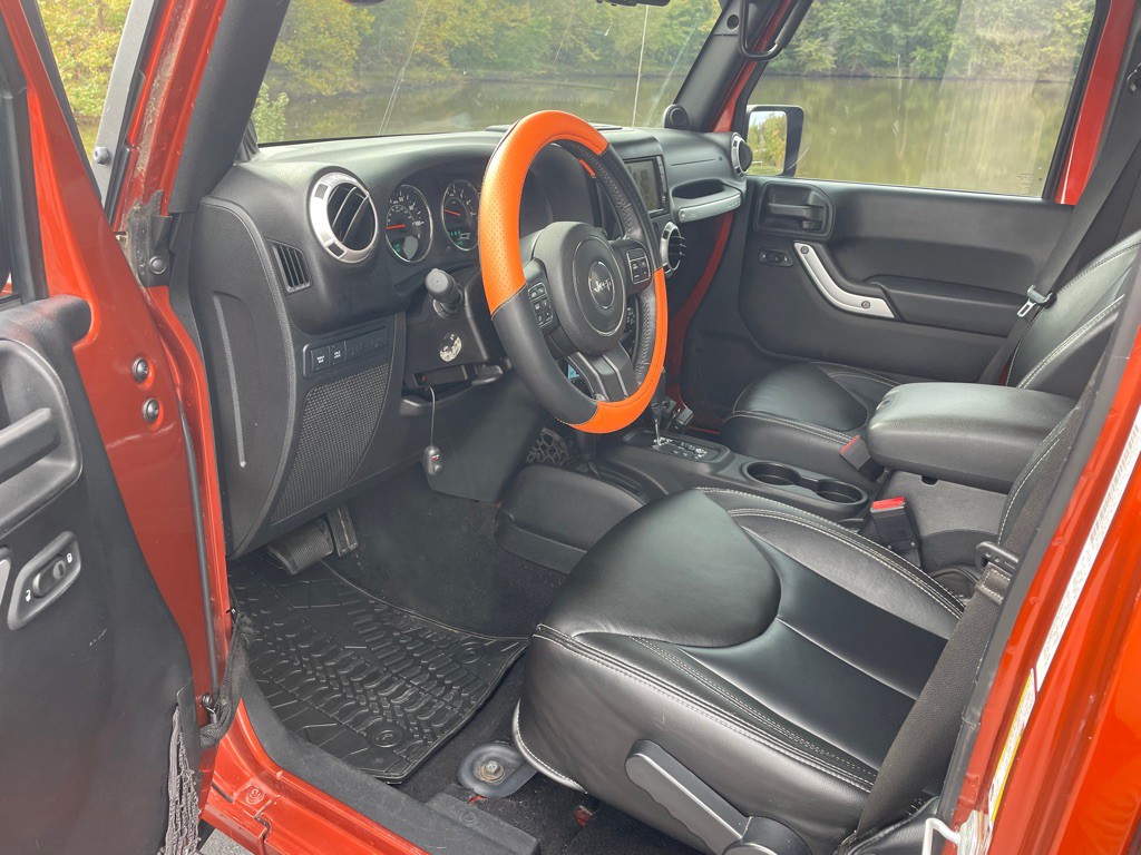 2014 Jeep Wrangler Unlimited Image 11