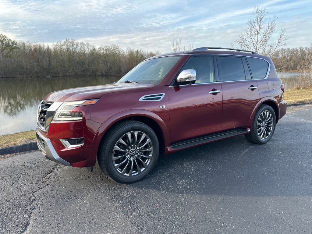2021 Nissan Armada Image 2
