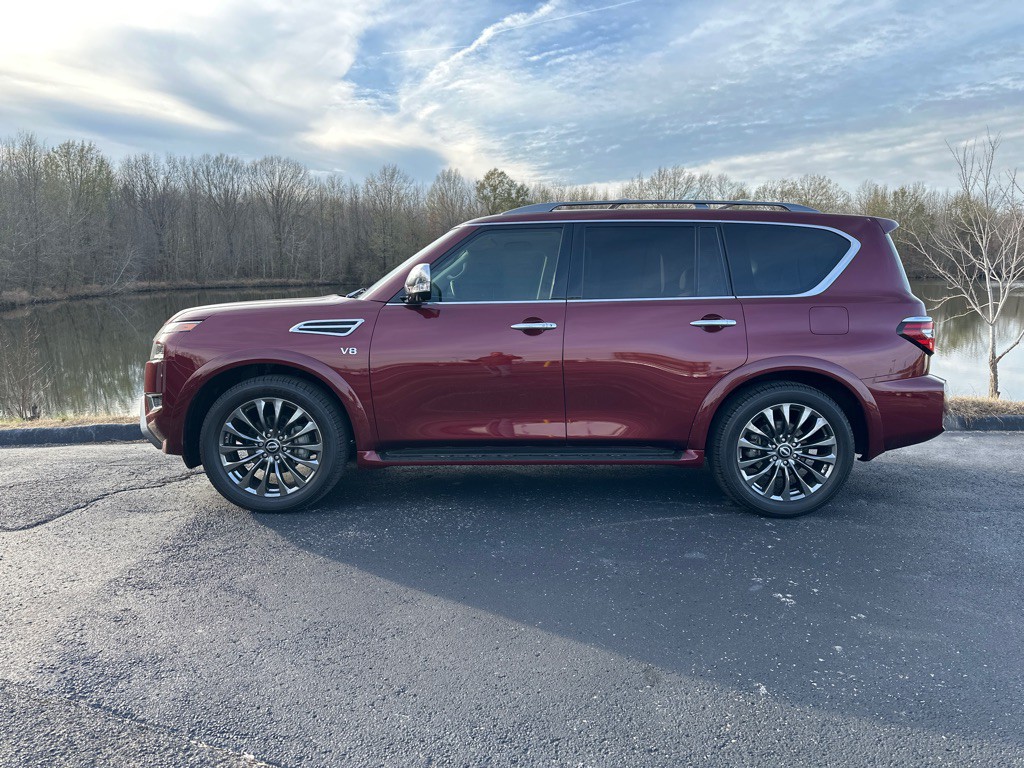 2021 Nissan Armada Image 4