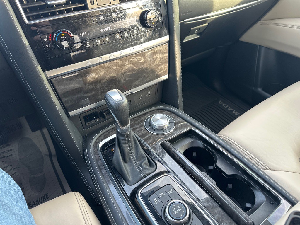 2021 Nissan Armada Image 22