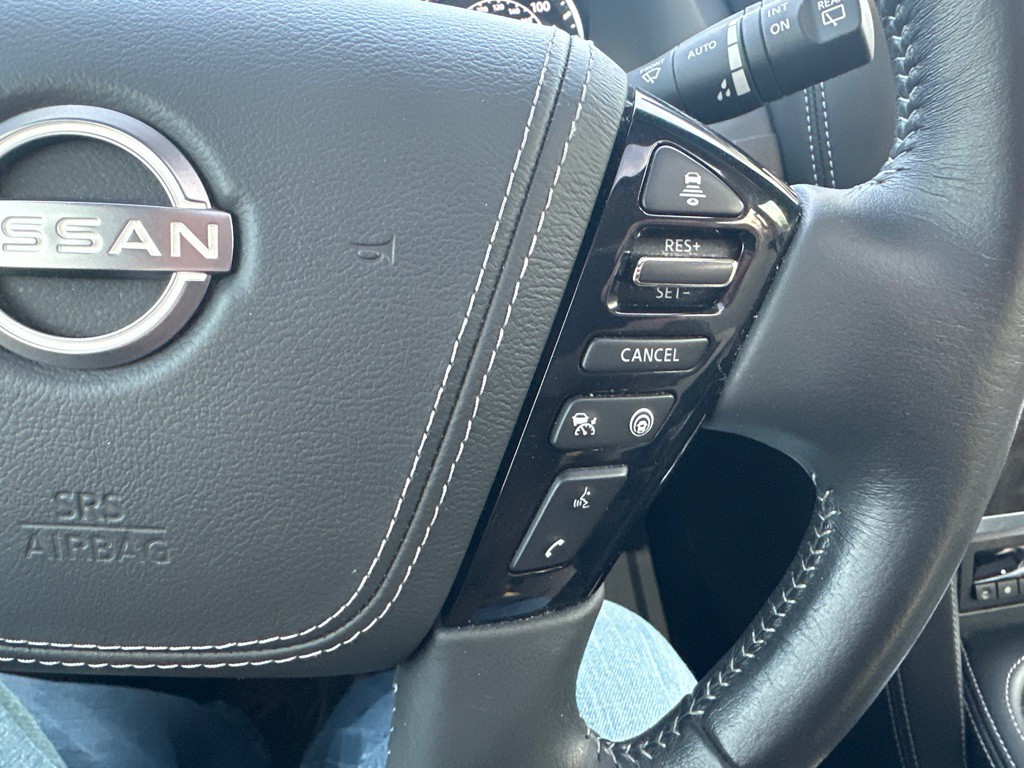 2021 Nissan Armada Image 25