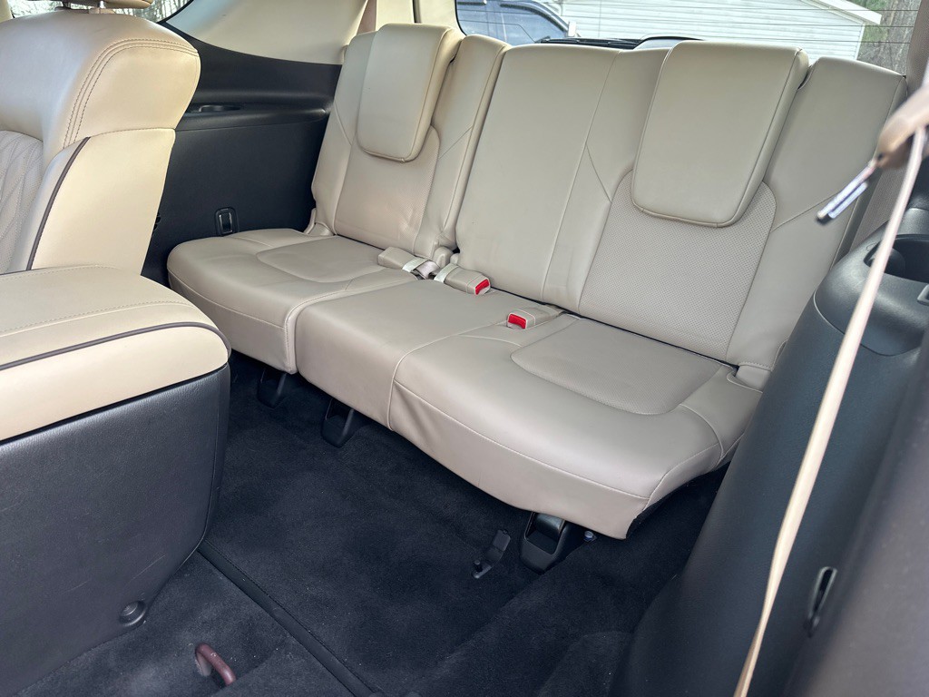 2021 Nissan Armada Image 30