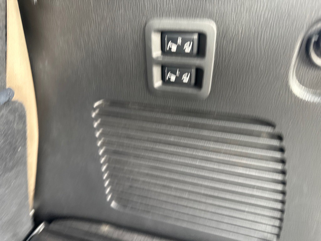 2021 Nissan Armada Image 39