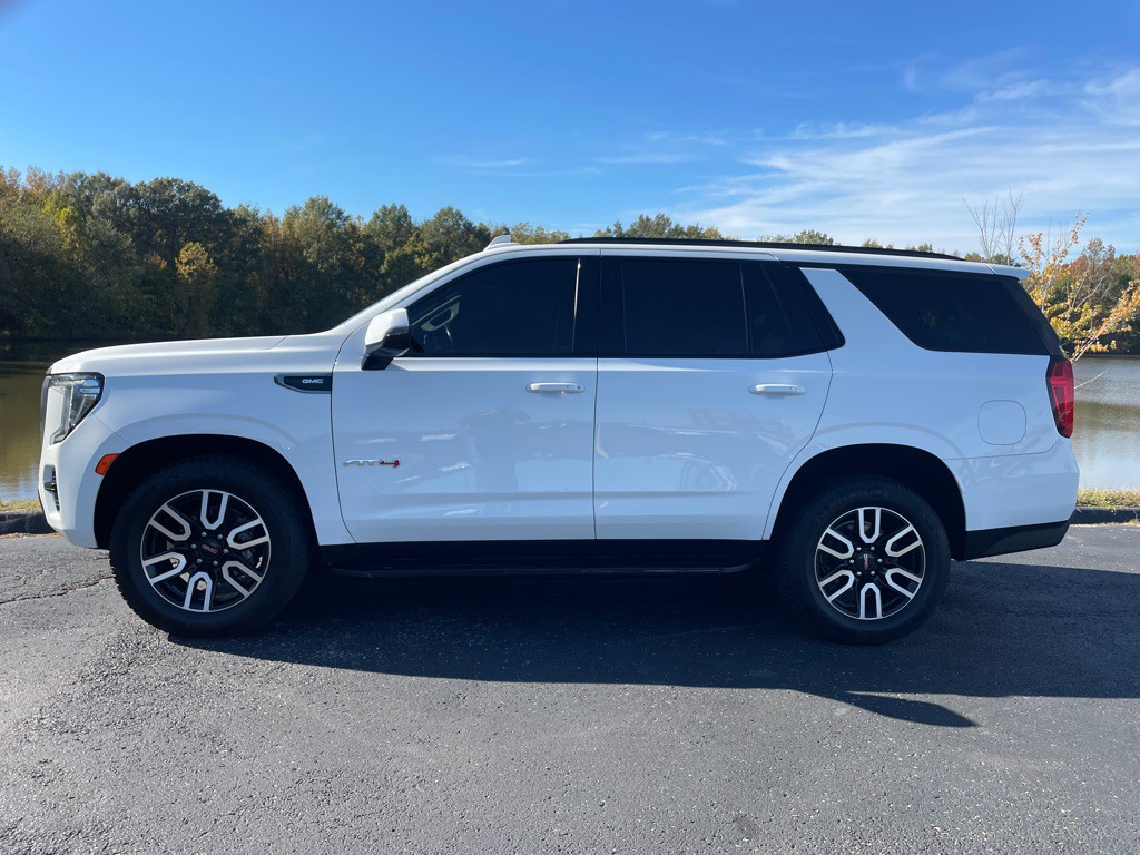 2022 GMC Yukon Image 4