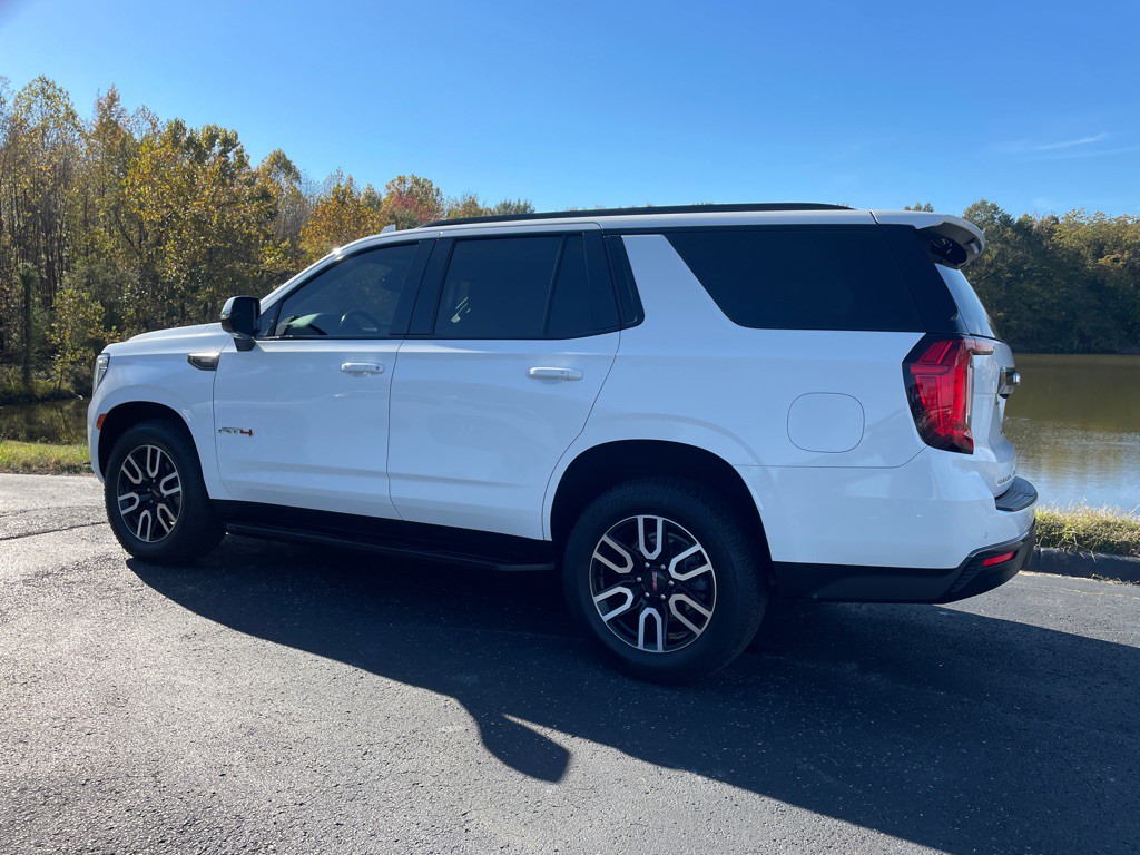 2022 GMC Yukon Image 6