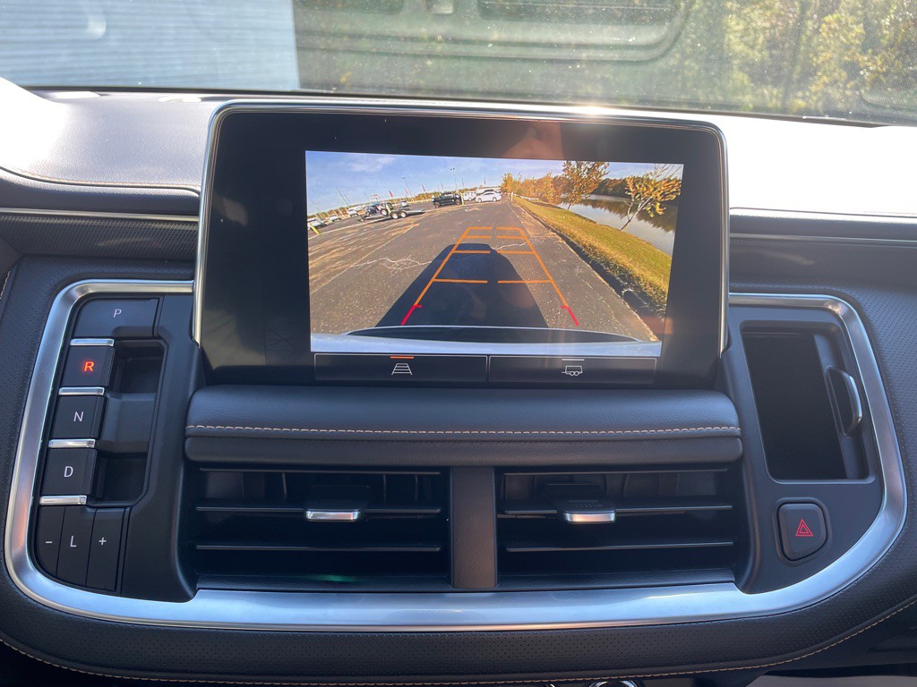 2022 GMC Yukon Image 18