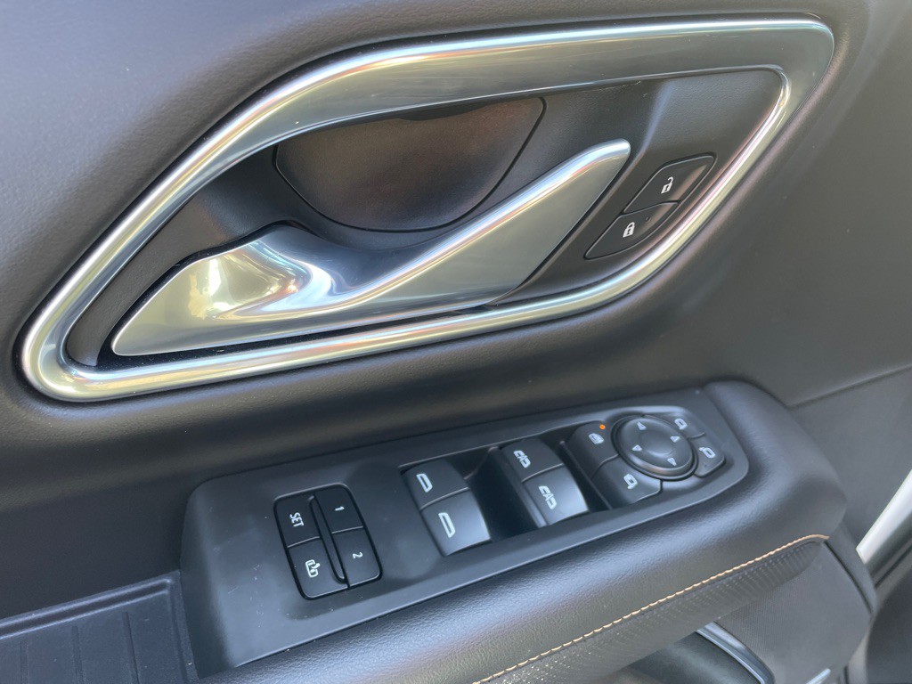 2022 GMC Yukon Image 28