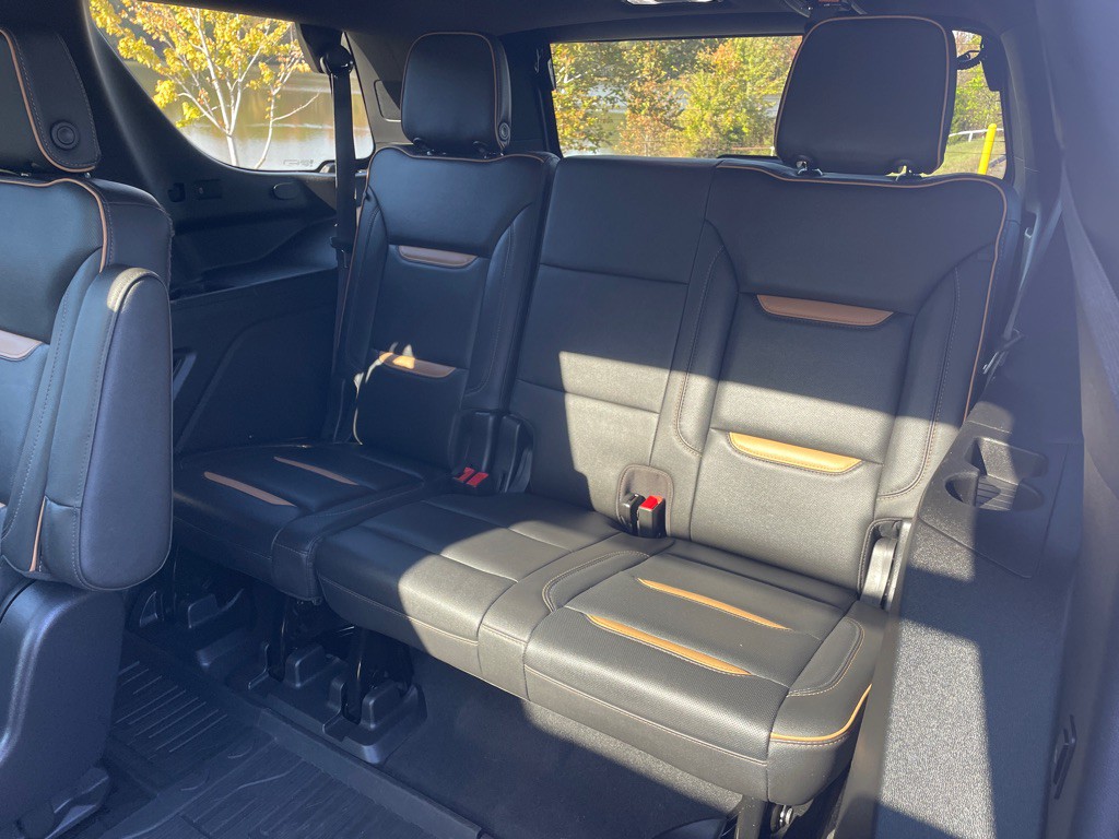 2022 GMC Yukon Image 32