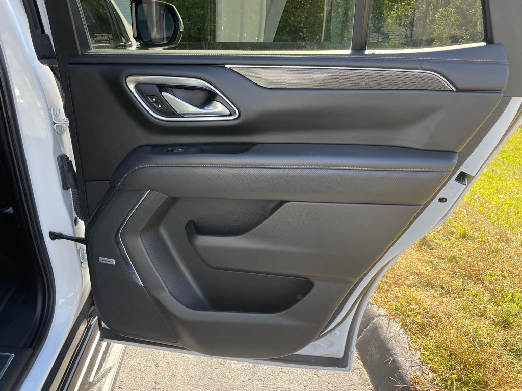 2022 GMC Yukon Image 42