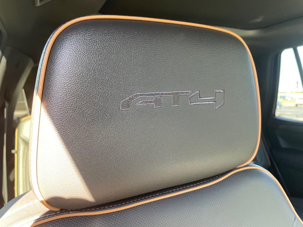 2022 GMC Yukon Image 44