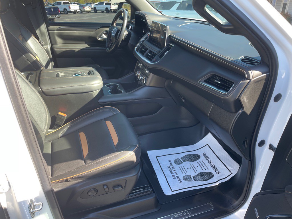 2022 GMC Yukon Image 45