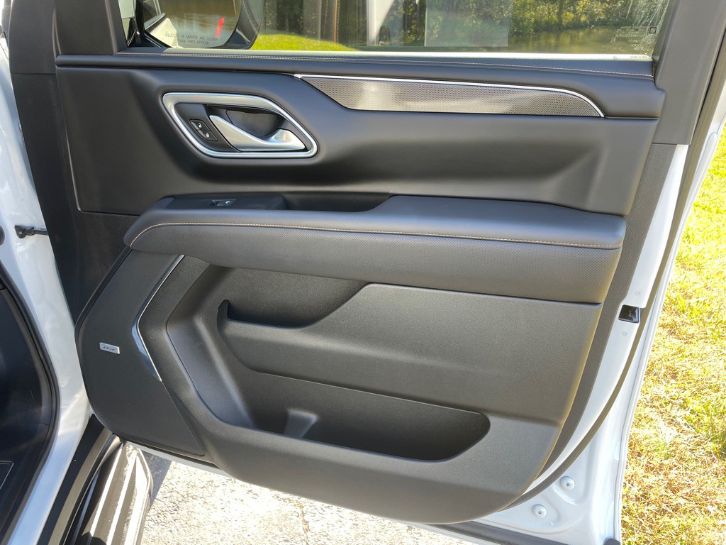 2022 GMC Yukon Image 46