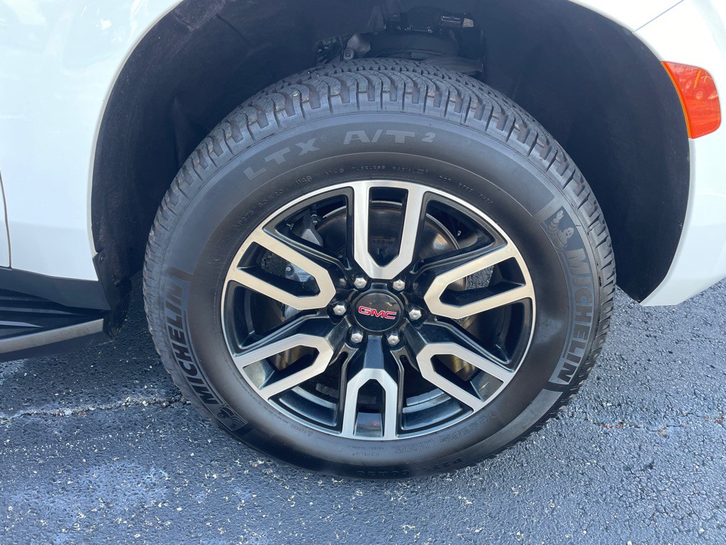 2022 GMC Yukon Image 58