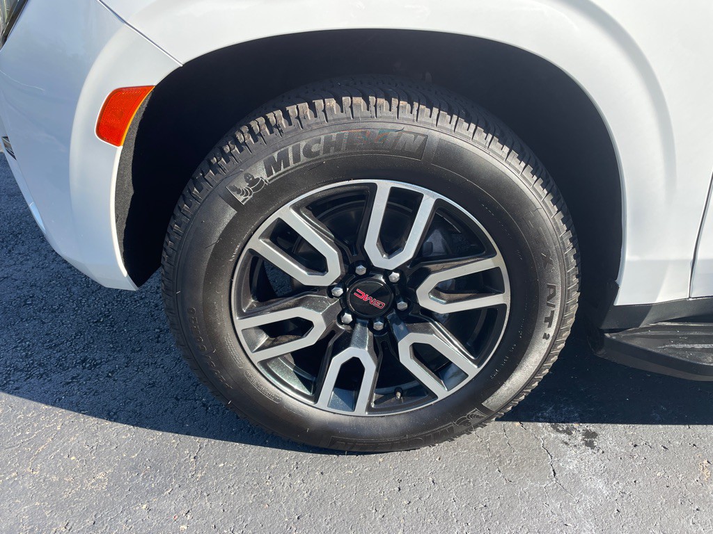 2022 GMC Yukon Image 62