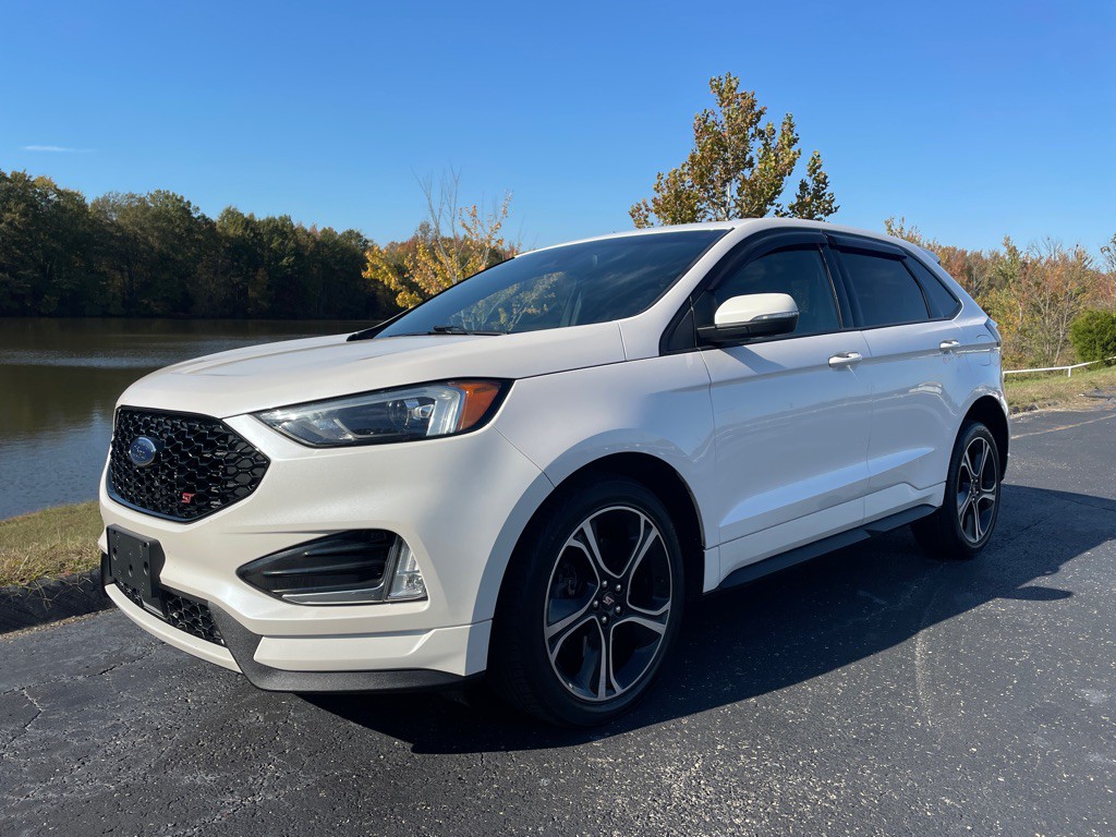 2019 Ford Edge Image 1