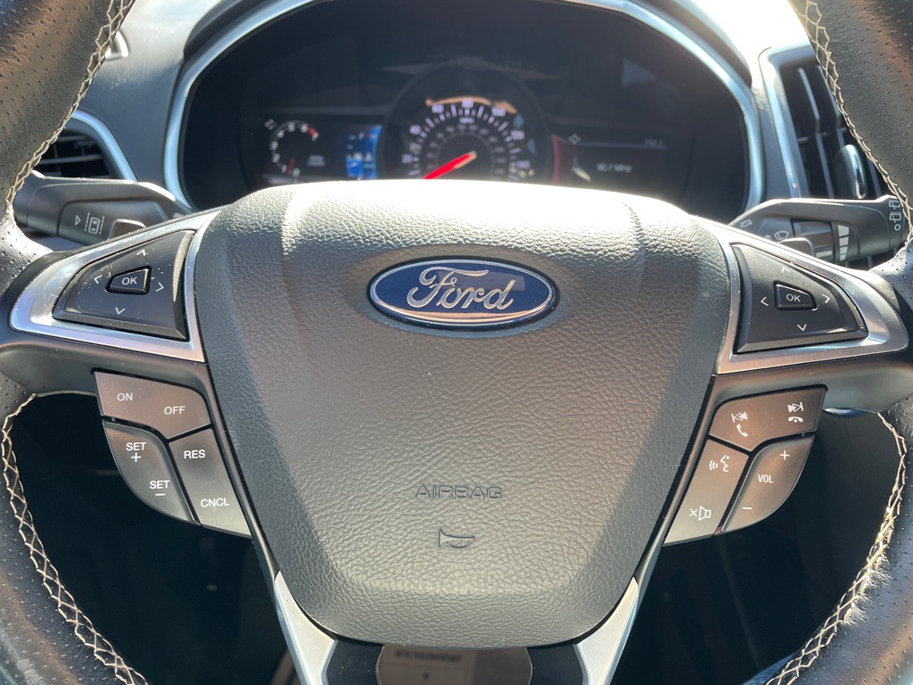 2019 Ford Edge Image 14