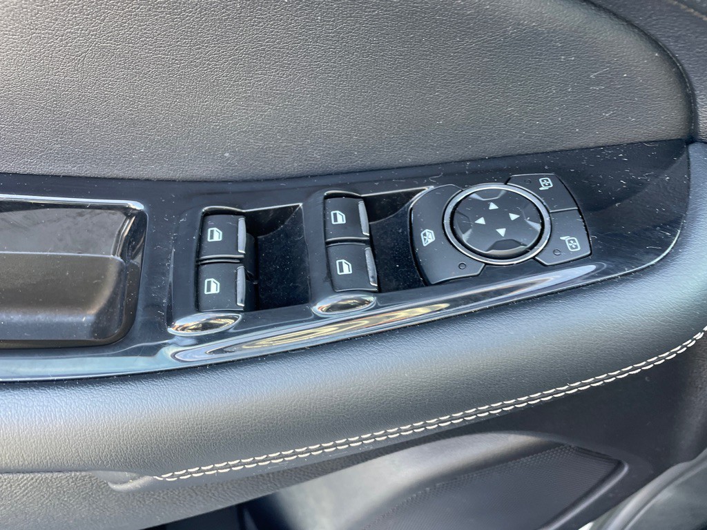 2019 Ford Edge Image 21