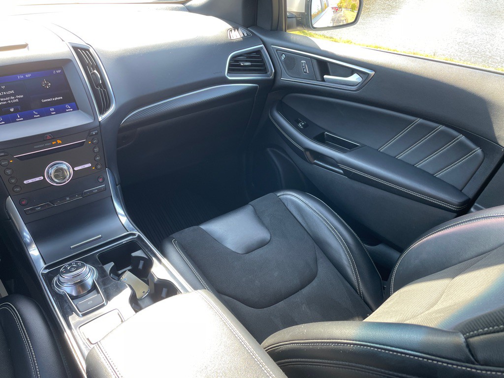2019 Ford Edge Image 29
