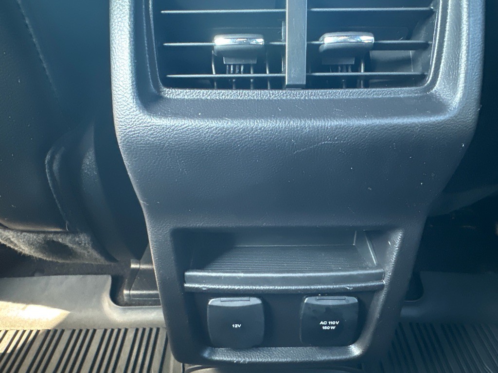 2019 Ford Edge Image 30