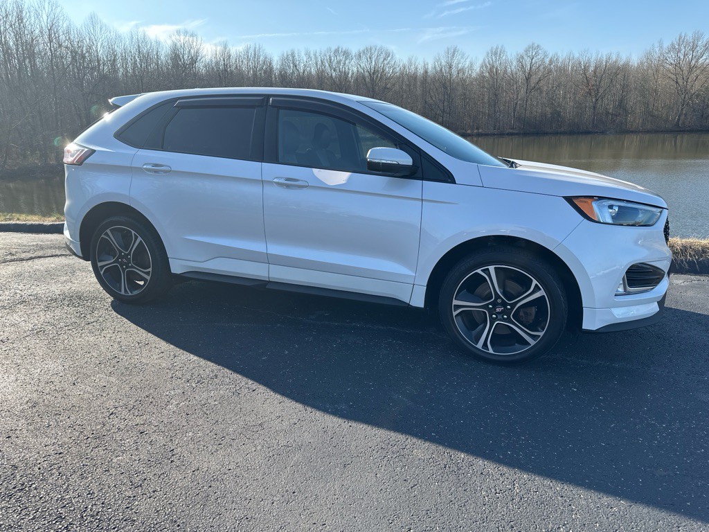 2019 Ford Edge Image 45