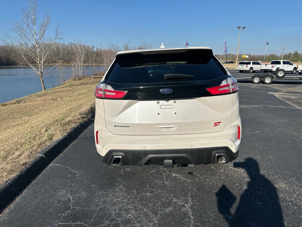 2019 Ford Edge Image 50