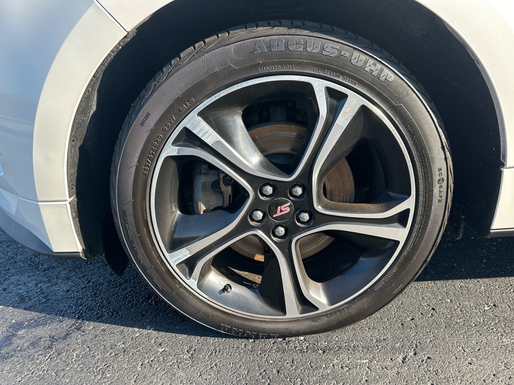 2019 Ford Edge Image 58