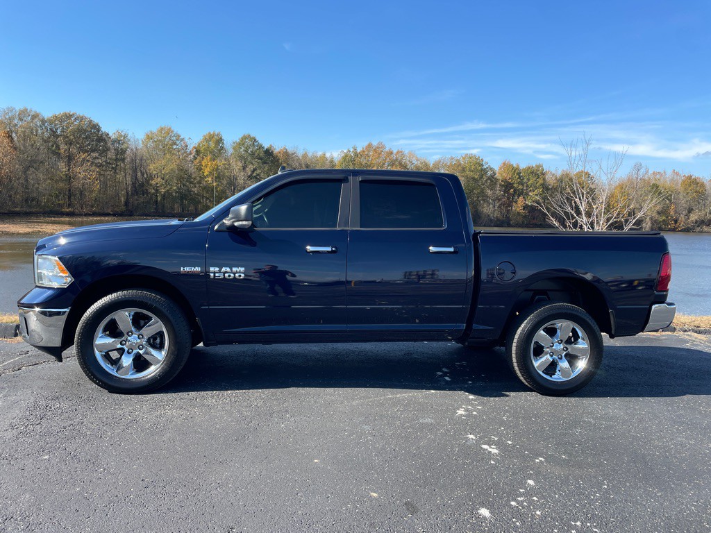 2017 RAM 1500 Image 4