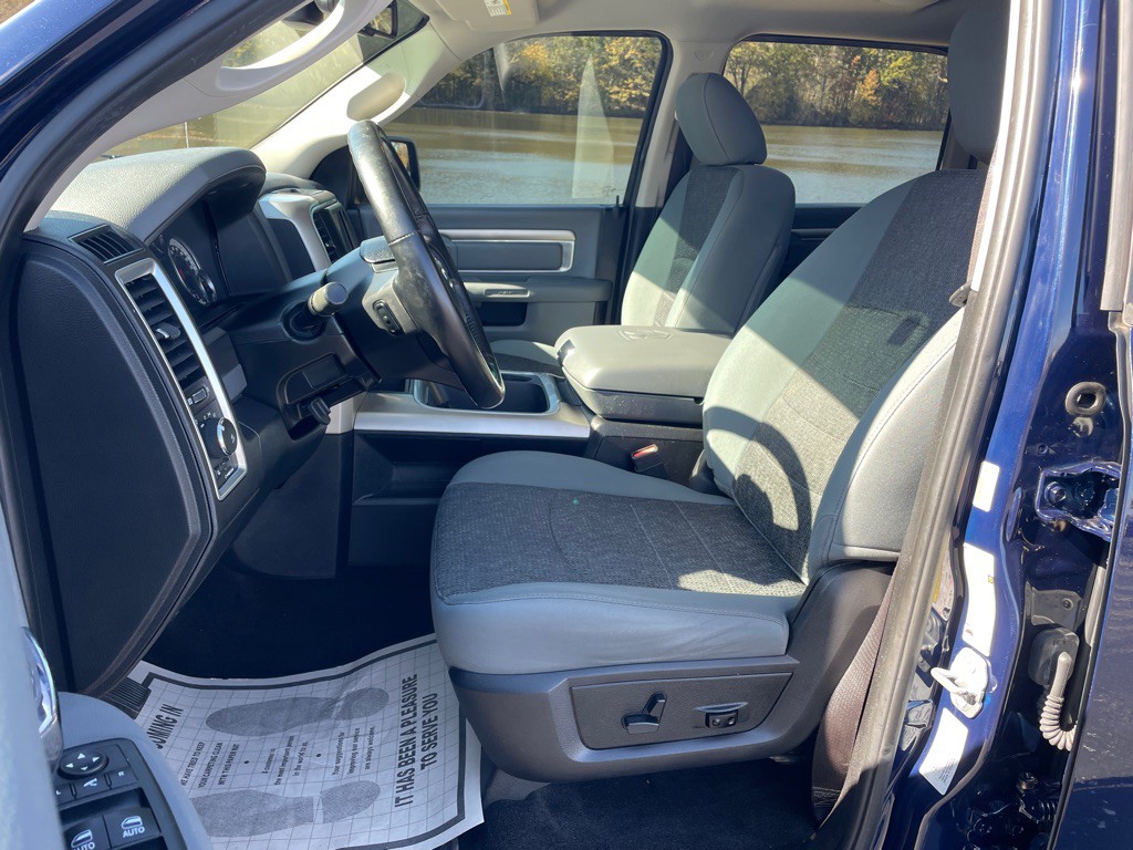 2017 RAM 1500 Image 14