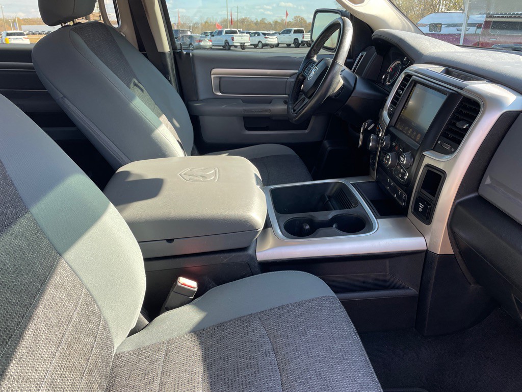 2017 RAM 1500 Image 38