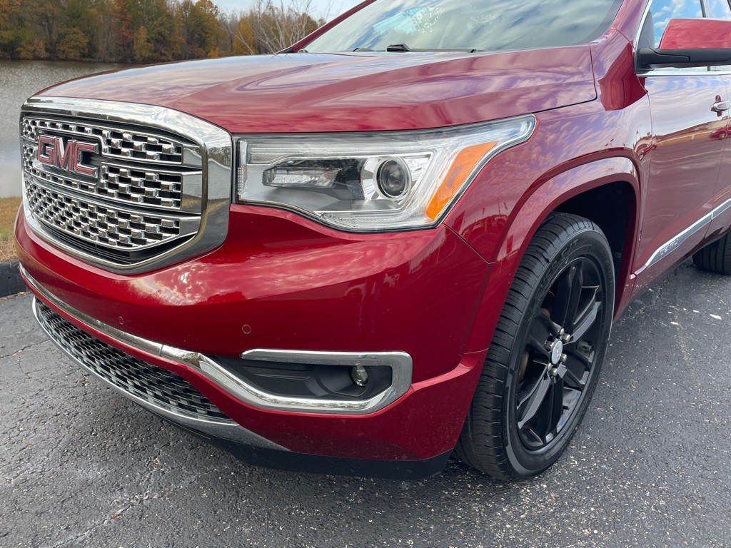 2019 GMC Acadia Image 9