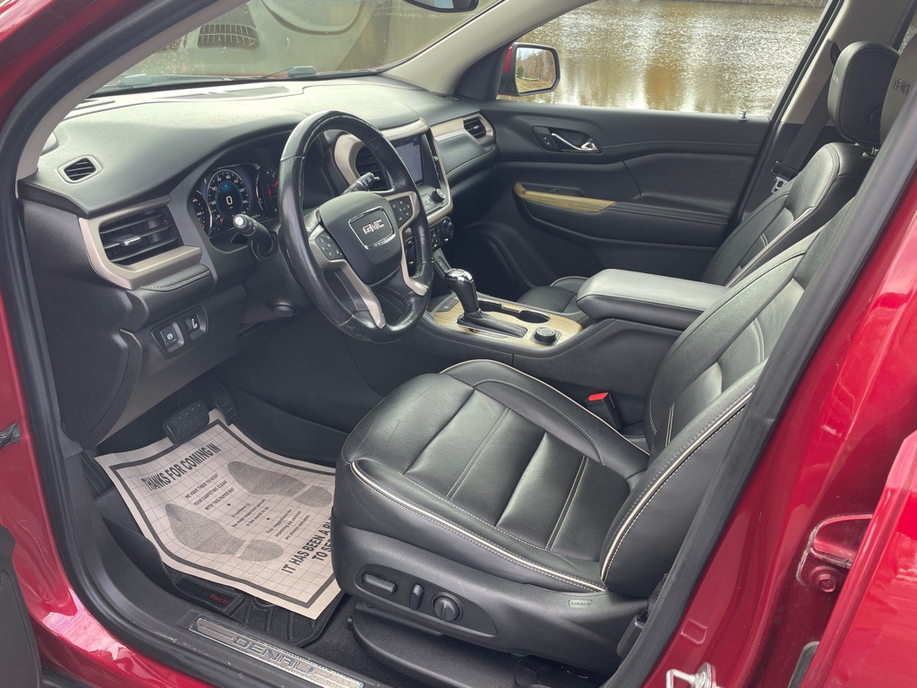 2019 GMC Acadia Image 12