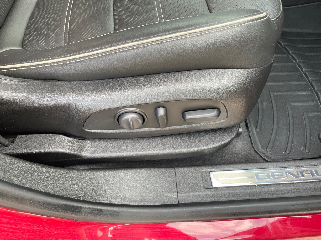 2019 GMC Acadia Image 46