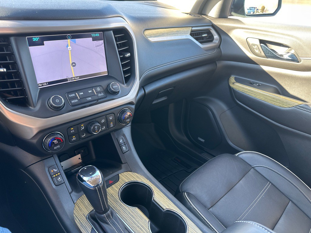 2019 GMC Acadia Image 16