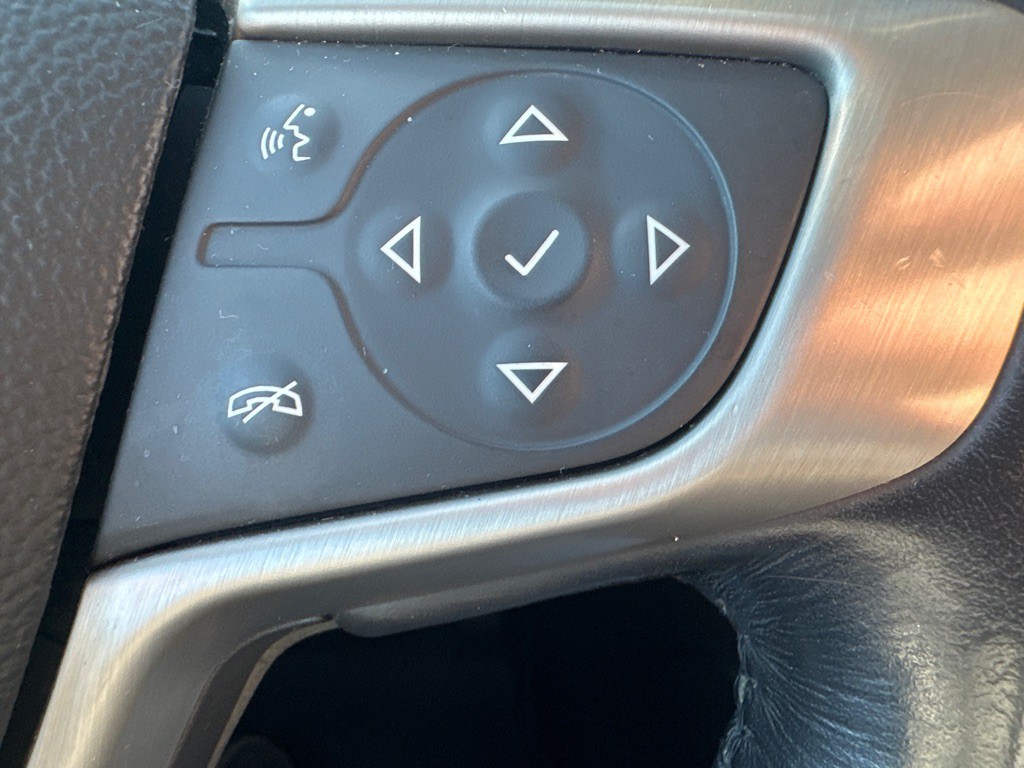 2019 GMC Acadia Image 17