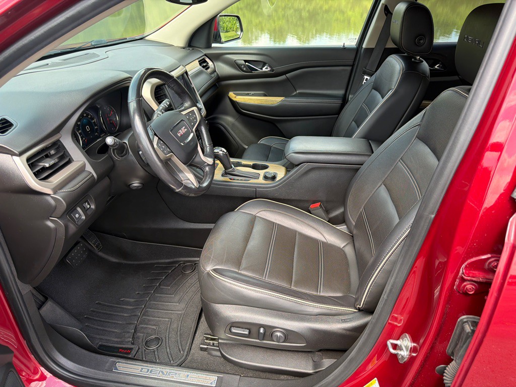 2019 GMC Acadia Image 10