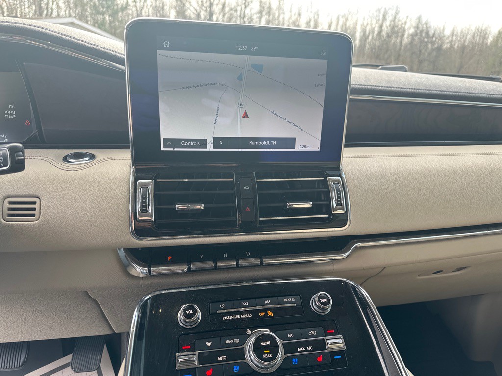 2020 Lincoln Navigator Image 20