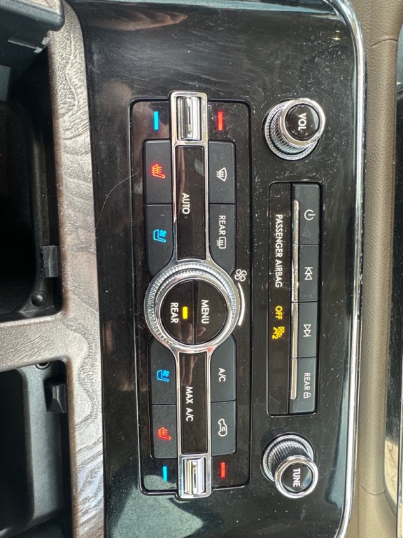 2020 Lincoln Navigator Image 22