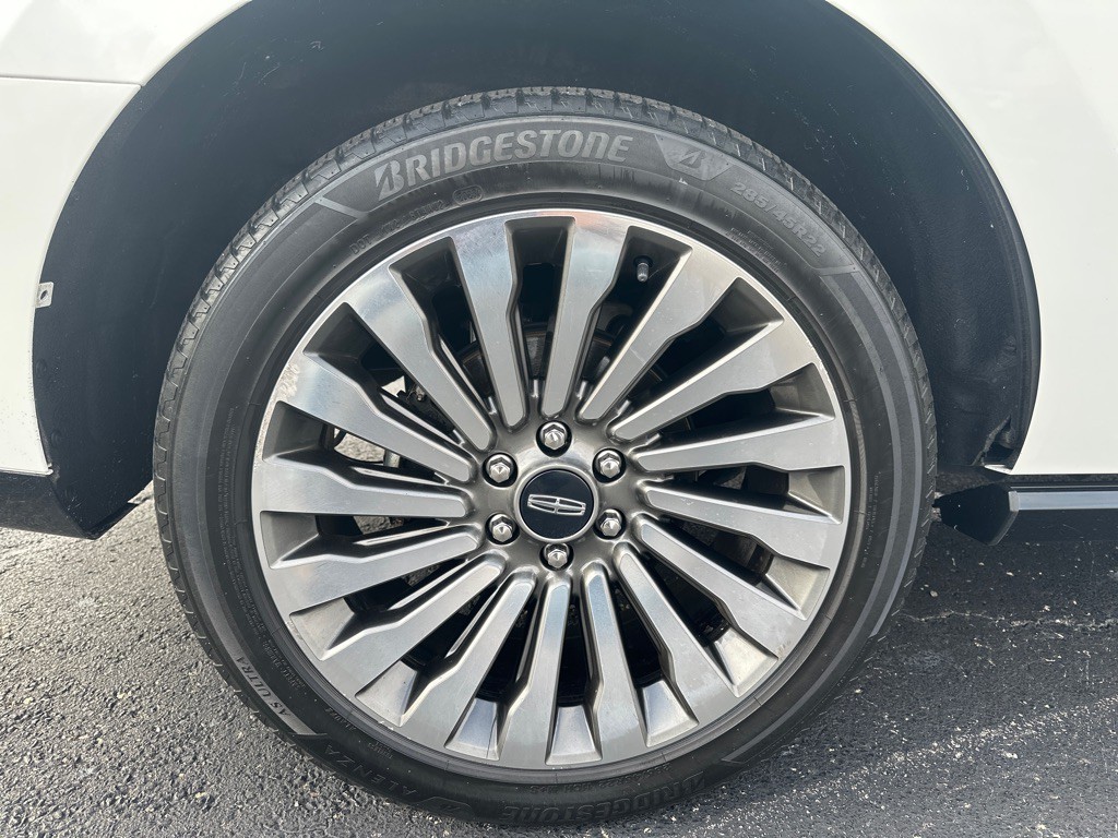 2020 Lincoln Navigator Image 48