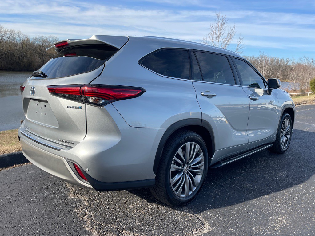 2021 Toyota Highlander Image 46