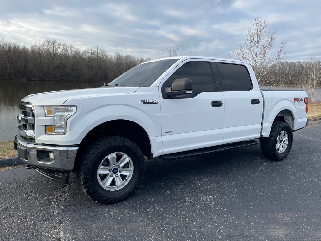 2017 Ford F-150 Image 2