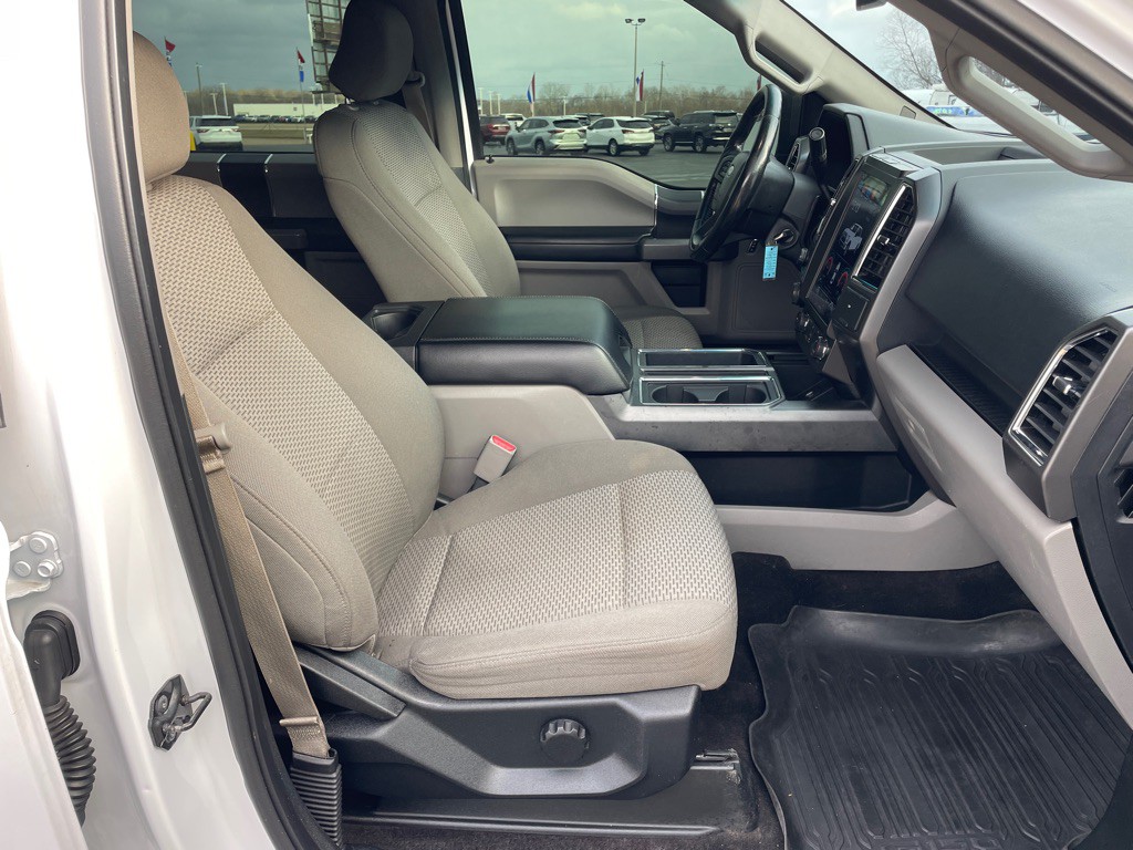 2017 Ford F-150 Image 28