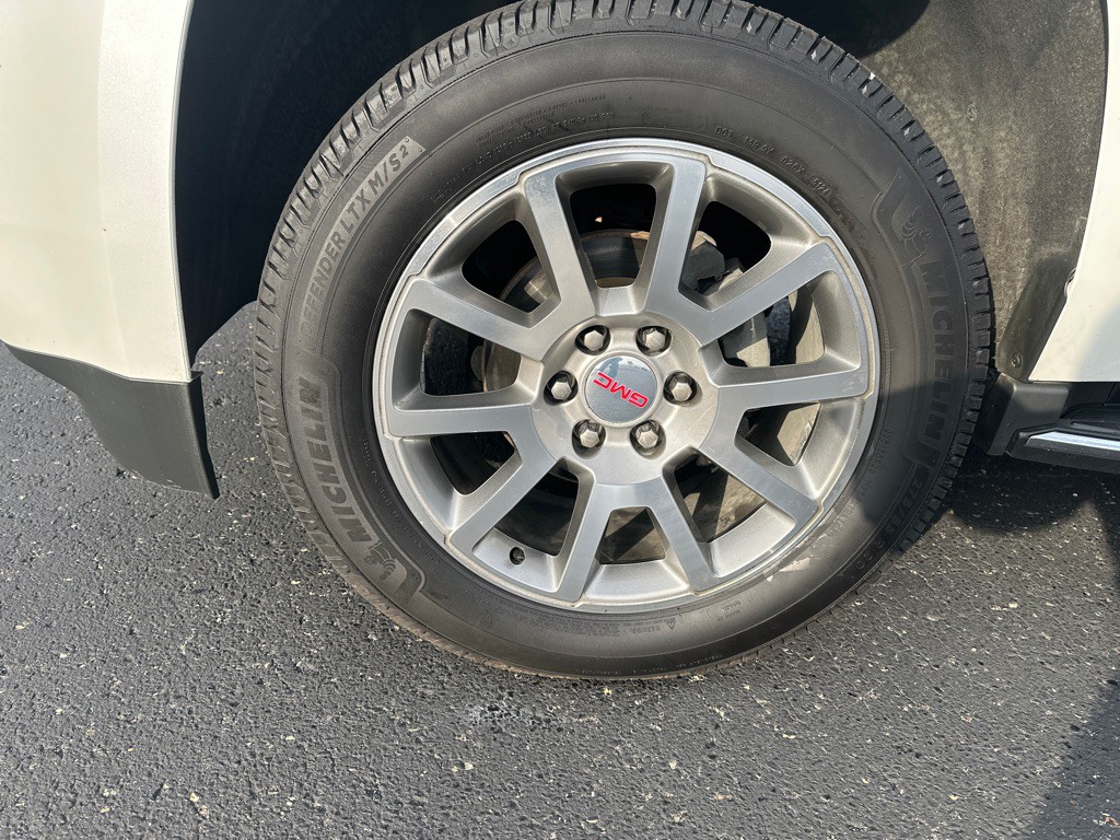 2018 GMC Yukon Image 4