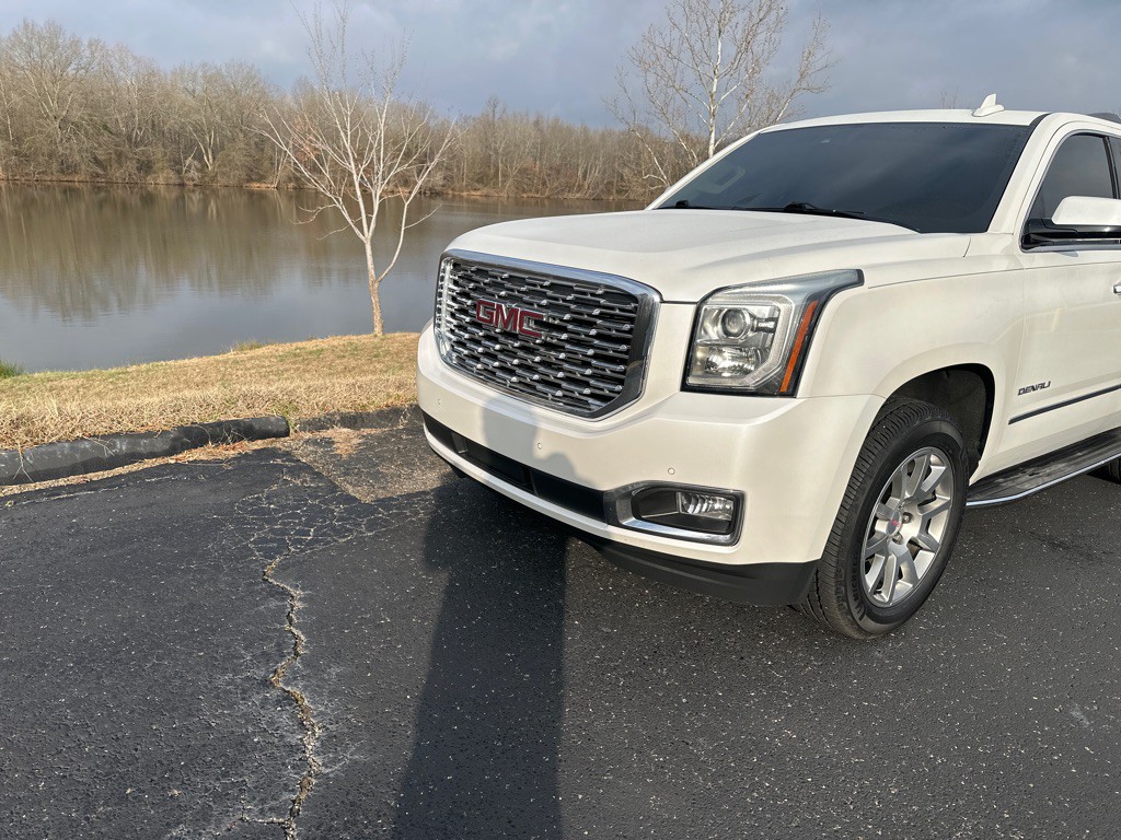 2018 GMC Yukon Image 6