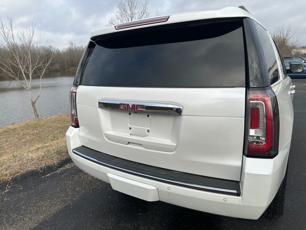 2018 GMC Yukon Image 53