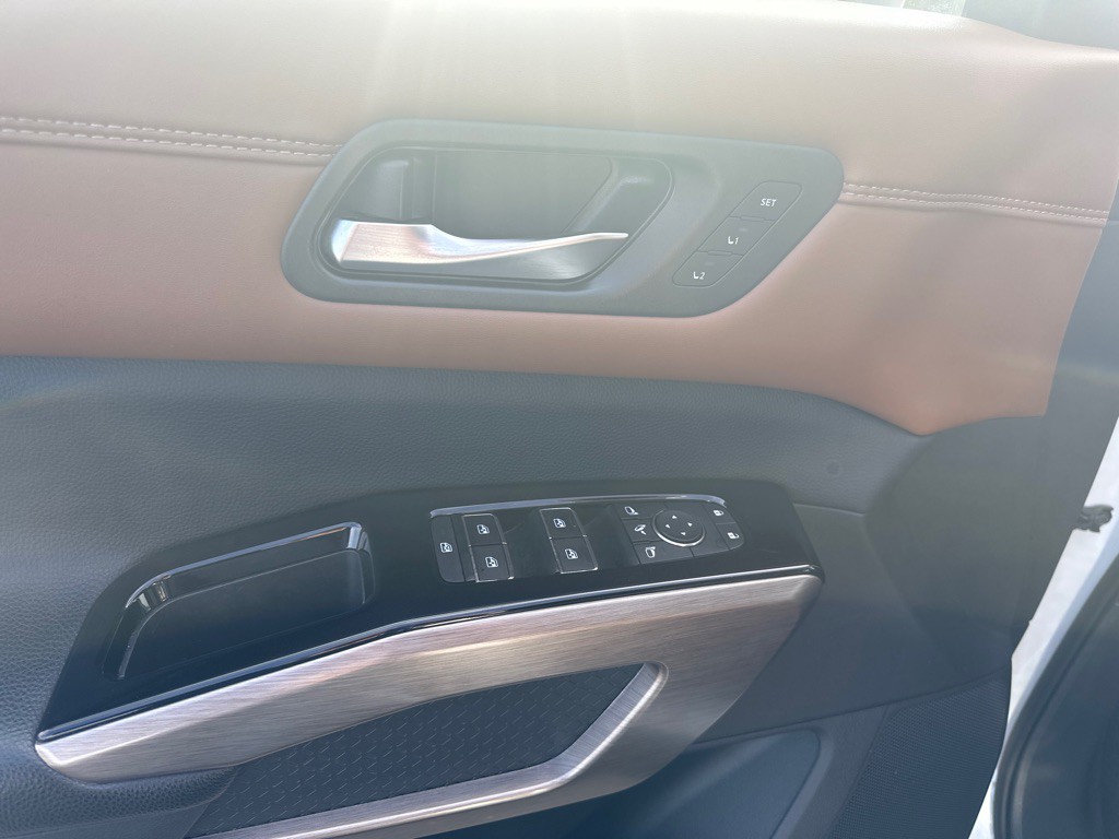 2023 Nissan Pathfinder Image 13