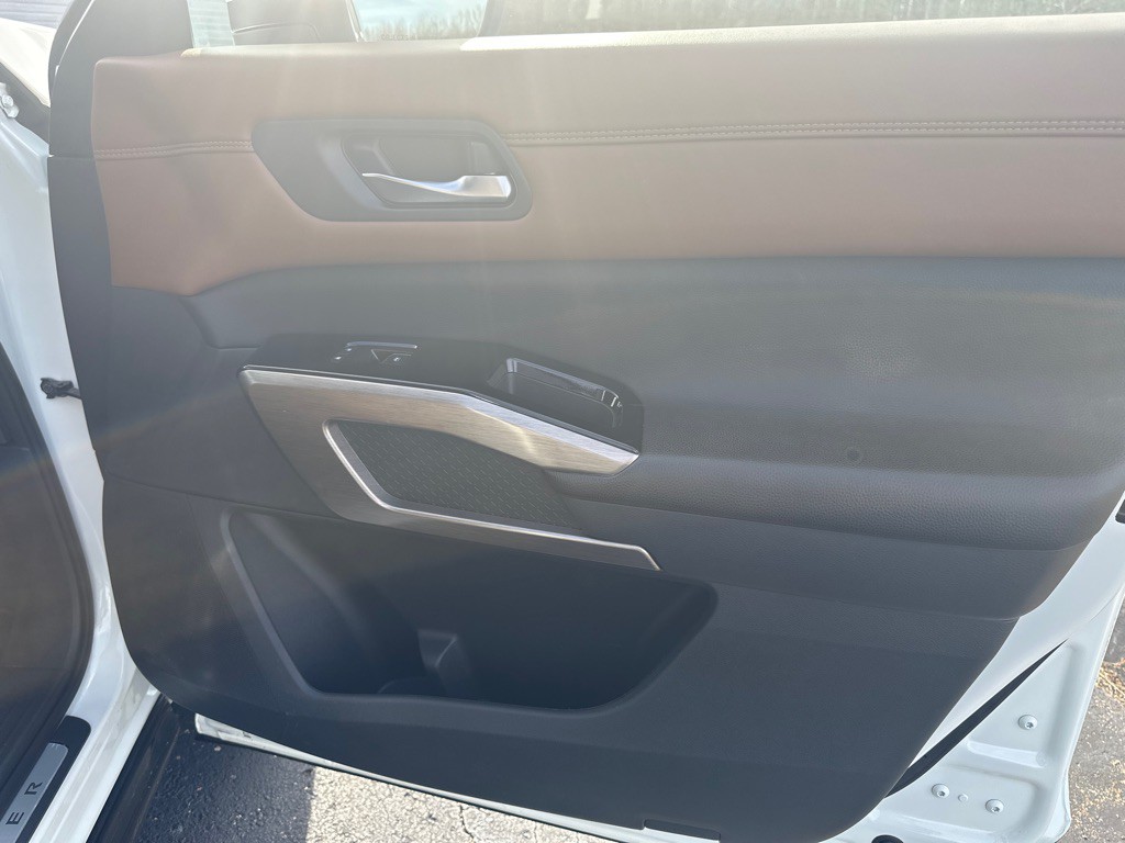 2023 Nissan Pathfinder Image 36